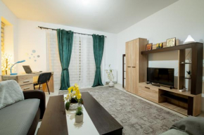Ellena Home